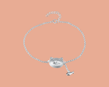 Load image into Gallery viewer, Cat Hunting Bracelet | Silver Necklace for Women | Crafted in 925 Sterling Silver